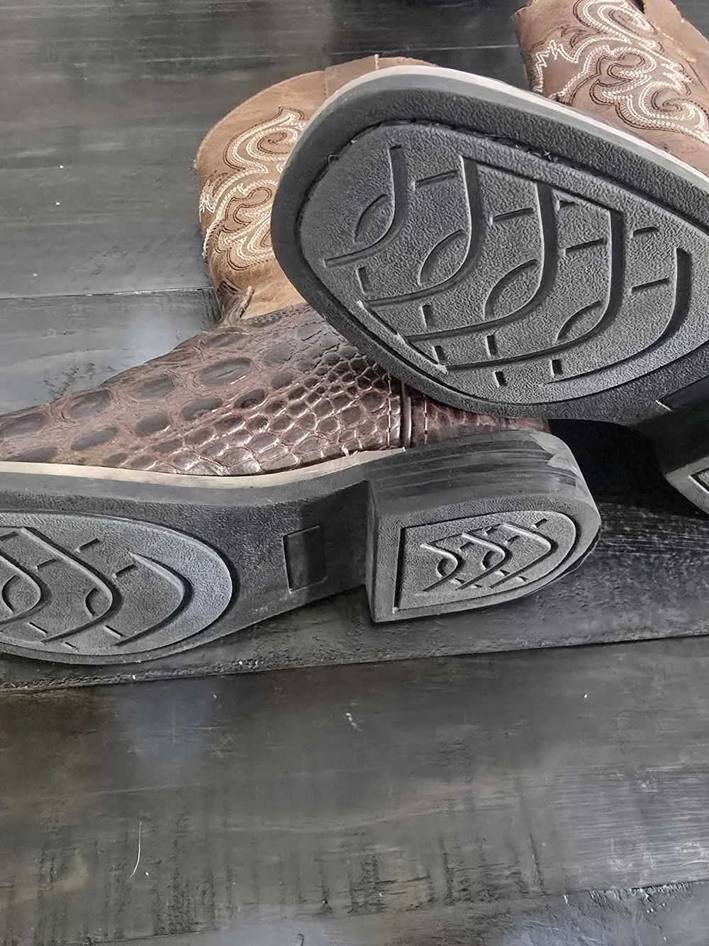 Kids Brown Western Cowboy Boots - Textured Leather
